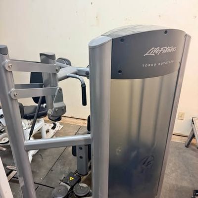 Life fitness rotary torso signature series FZTR