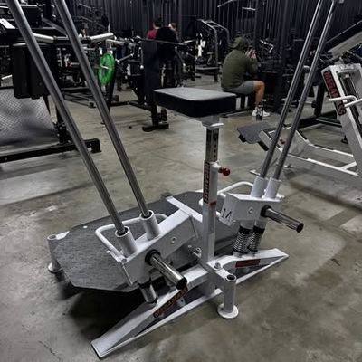 MEGAMASS V-LINEAR ROW