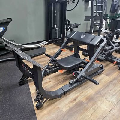 Booty Builder Platinum Hip Thrust Machine