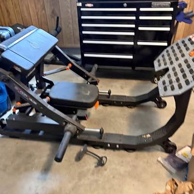 Booty builder machine